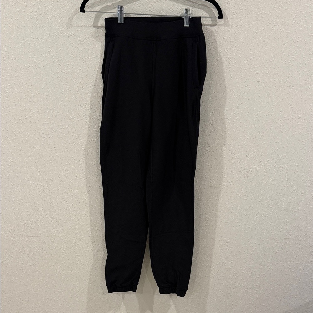 Lululemon Black joggers size 2